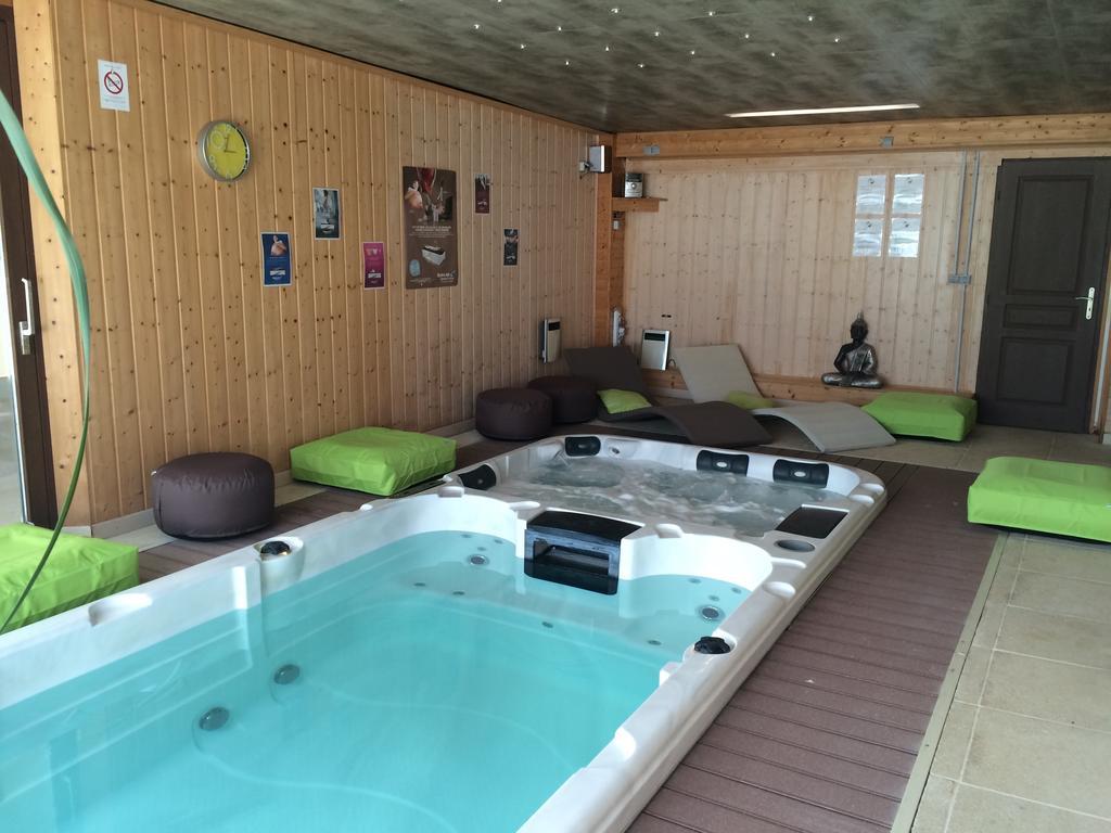 Moulin Mariman Bed and Breakfast Allan Rum bild